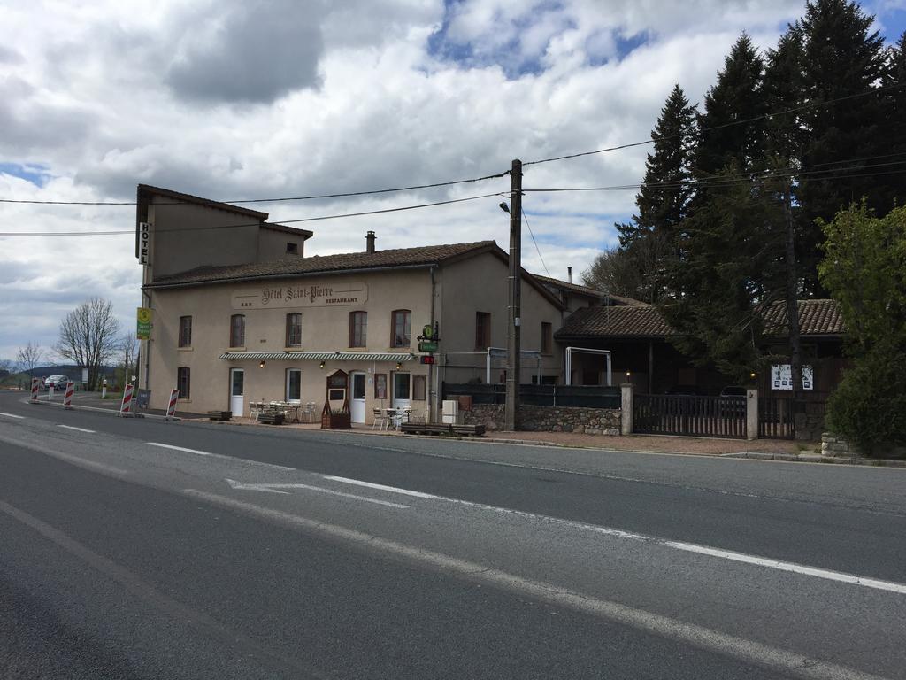 Hotel Saint Pierre Les Sauvages  外观 照片